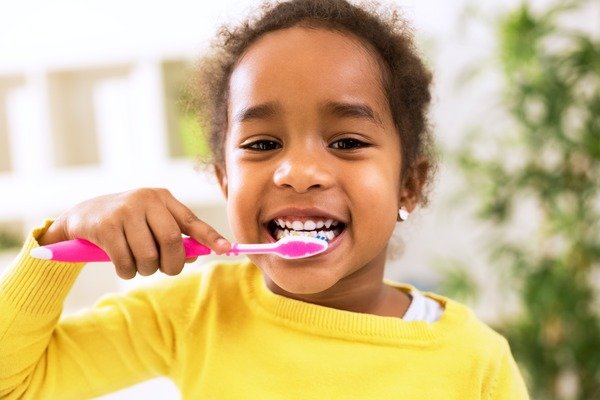 Kid Brushing Teeth